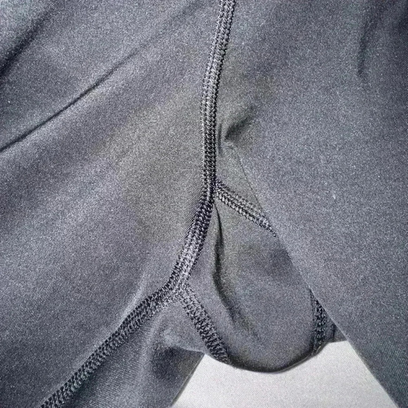 Adidas tech fit gym gear - Picture 4 of 7